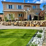 Bed & Breakfast Melisande Au Pays Des Orjouliers 4*
