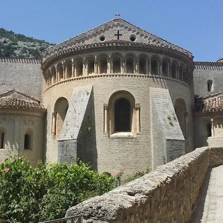 Melisande Au Pays Des Orjouliers 4*