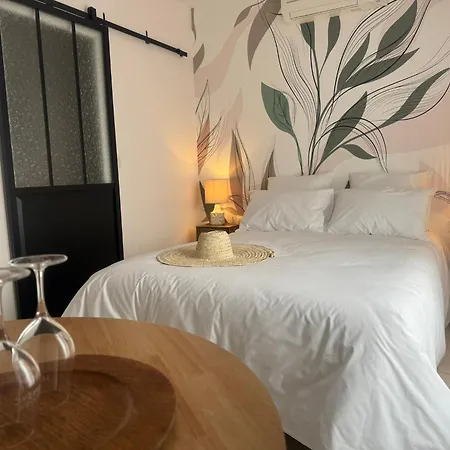 Melisande Au Pays Des Orjouliers 4* Saint-Jean-de-Fos