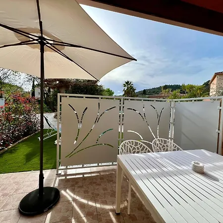 Bed & Breakfast Melisande Au Pays Des Orjouliers Saint-Jean-de-Fos