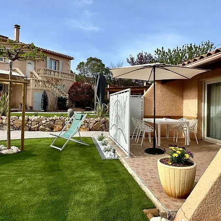 Bed & Breakfast Melisande Au Pays Des Orjouliers