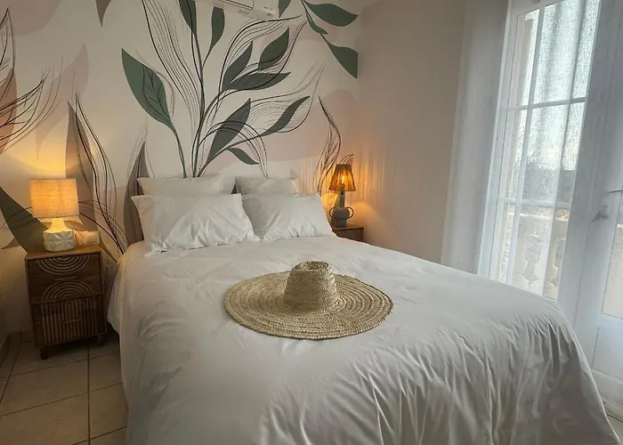 Melisande Au Pays Des Orjouliers 4* Saint-Jean-de-Fos