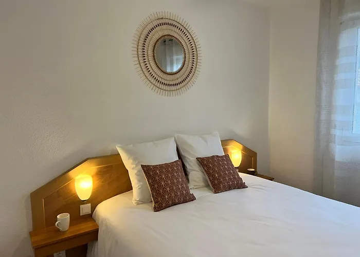 Melisande Au Pays Des Orjouliers Bed & Breakfast