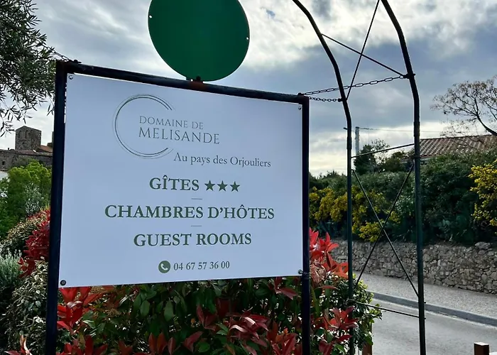 Melisande Au Pays Des Orjouliers Bed & Breakfast 4*