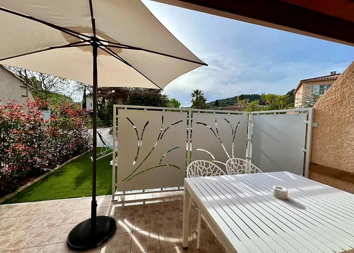 Bed & Breakfast Melisande Au Pays Des Orjouliers Saint-Jean-de-Fos