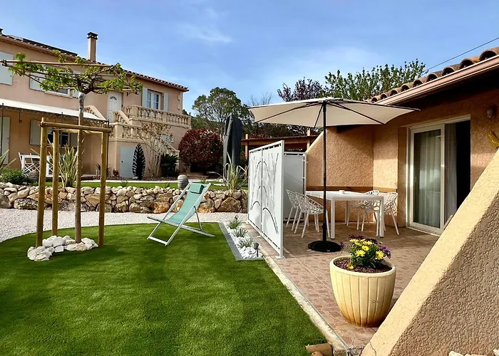 Bed & Breakfast Melisande Au Pays Des Orjouliers