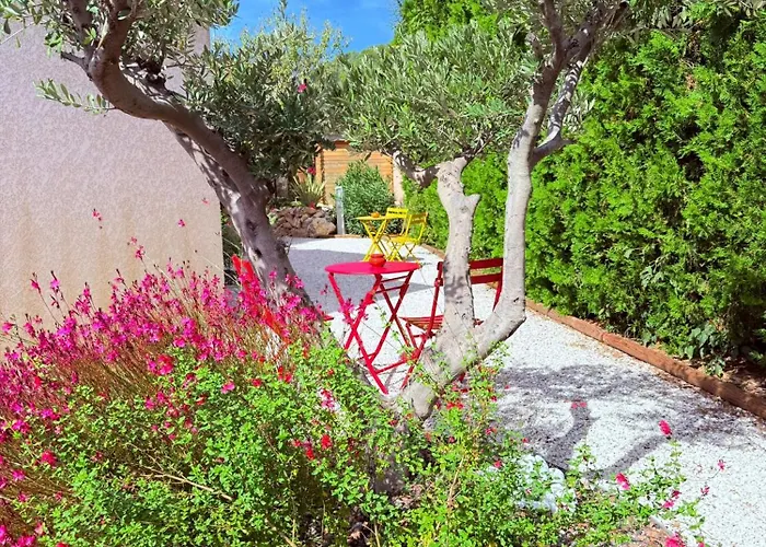 Bed & Breakfast Melisande Au Pays Des Orjouliers Saint-Jean-de-Fos