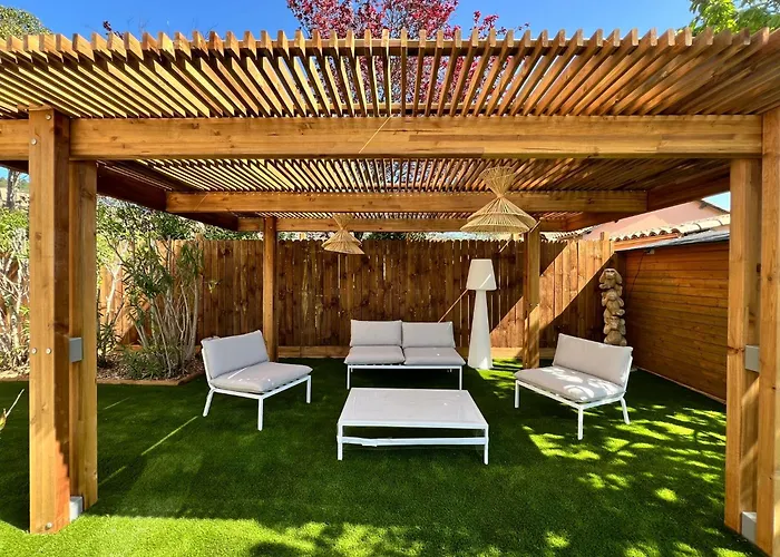Bed & Breakfast Melisande Au Pays Des Orjouliers Saint-Jean-de-Fos